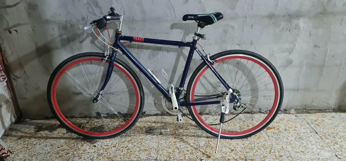 C700 • نظيف • المنيوم