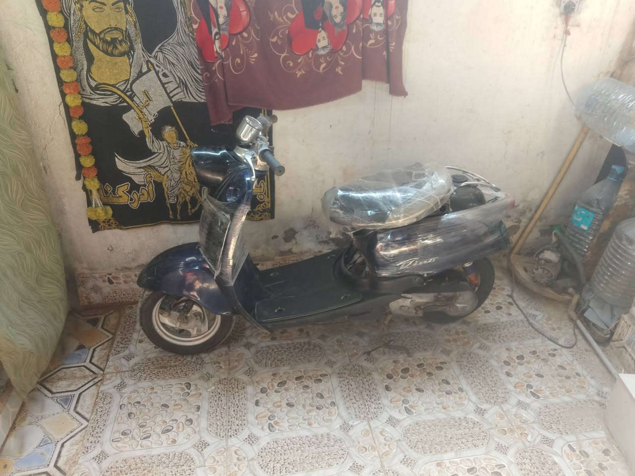 سلام عليكم مصريه للبيع شغاله سلف هندرلايت بك لايت تايرات جدد مكينه ناعمه شلعه ومشي كل نقص مابيه ماعده الباتري لسلف سعره 175 وبيه مجال مكاني ناصريه مركز حي الزهرا يم علوت السمج شراي اتصل وخادمك ***********
