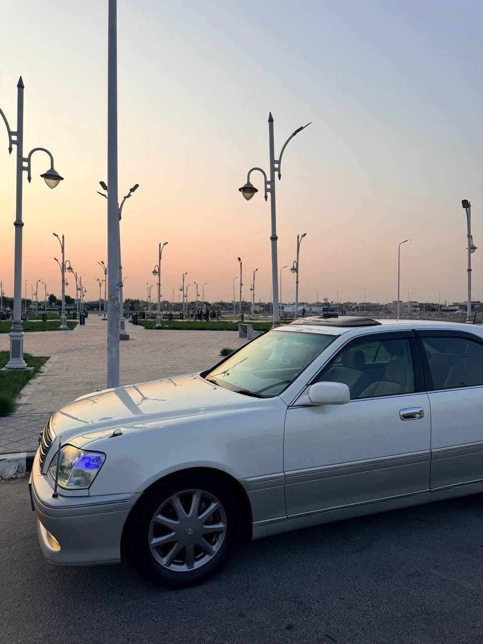 كراون • ٢٠٠٠ • نقل جثه