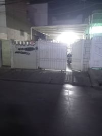بيت للايجار • أرضي • ١٠٠م