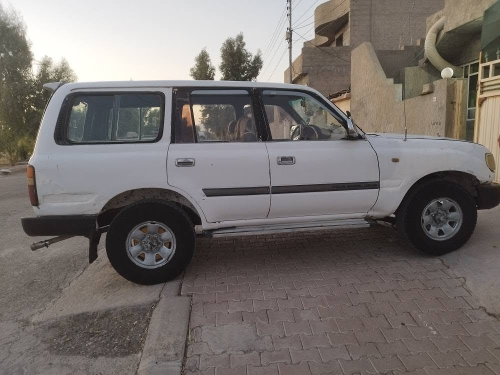 فرۆشتن  لەیلا عەلەوی
ئاڕمی پلاستیکی سلێمانی 
٣ ئێف مەکینەوو گێڕوو ئەکسی  هی خۆیەتی بەشەرت بێ  مەسرەفە ٤ تایەی لۆکی لەژێرایە  نرخی ٢٥ گەڵاوو مەعامەلە
*********** السليمانية, العراق
