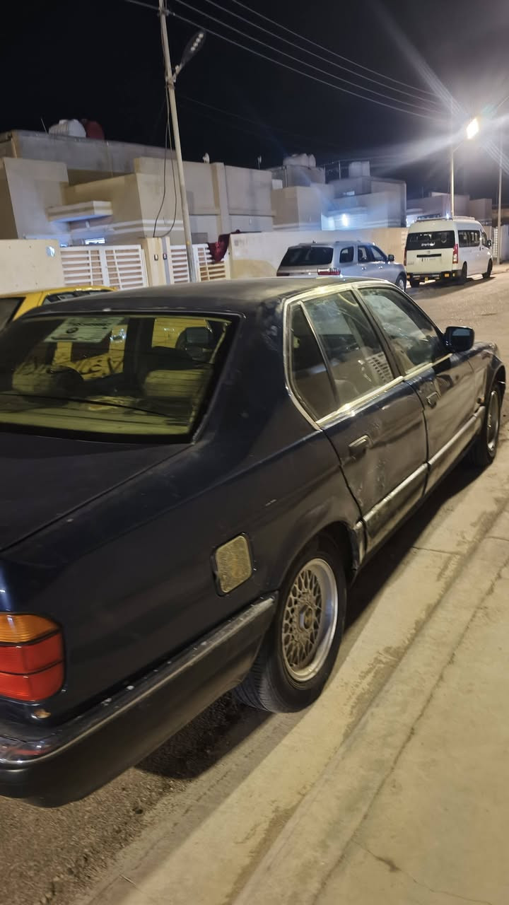 بي إم دبليو ٧٣٥ • موديل ٨٧ • رقم كربلاء