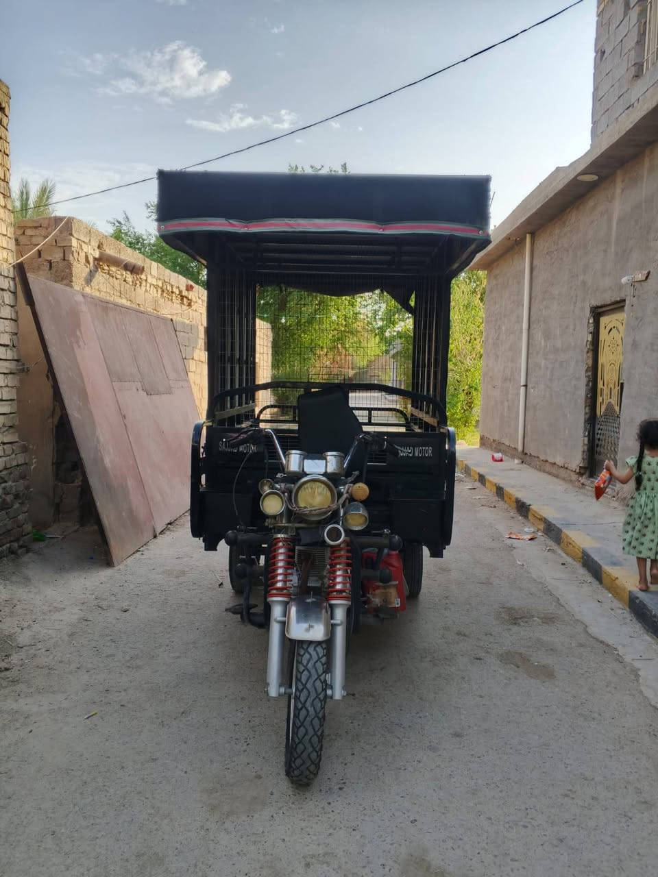 جمره فحل موديل 2021ستوته ابلاديه كهربايات كامله نقص بس باتري بس أوراق كامله تروح كبل ترقم مكاني بغداد الشعله نهايت الشعله تجي تفحص السعر مليون و 750وبيها مجال حك الجيه(*********** )
