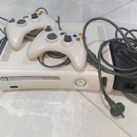 اكس بوكس 360 • للبيع • كونسول