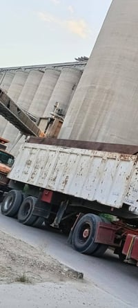 شاحنات • للبيع
