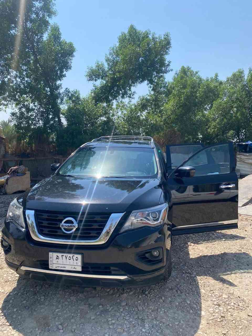 سياره للبيع نيسان باثفندر موديل 2018 وارد أمريكي سيارة نضيفه على وضع الشركه
6V  3500
فوول مواصفات  SV   كشنات كهربائية تبريد 3قطع مقاعد أسود مخملي 
لون اسود 7 راكب
مكفوله من الصبغ محرك بلادي 
الضرر جدا بسيط تبديل بنيد فقط
ماشية 126الف
سعر 185 ورقة وبيها مجال
وللاستفسار أكثر الاتصال على الرقم
***********
