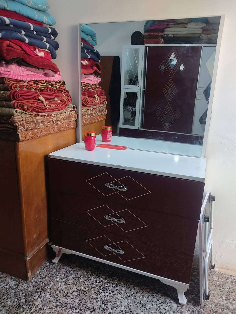 غرفه تركي نقص فقط جربايه 170
بغداد الغزالية ***********
