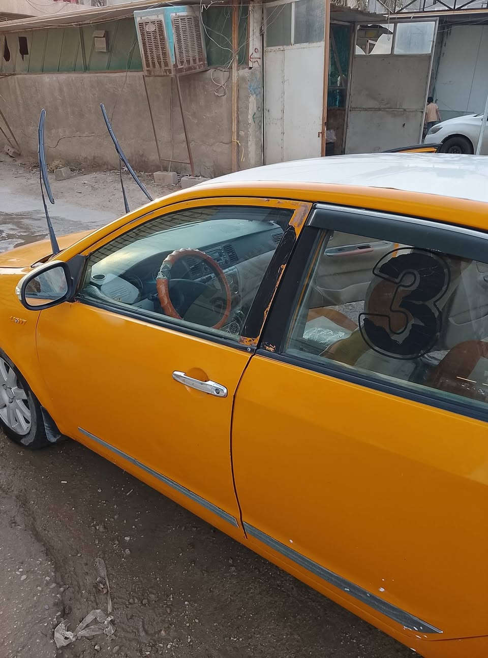 جيلي موبل • ٢٠١٣ • رقم بغداد