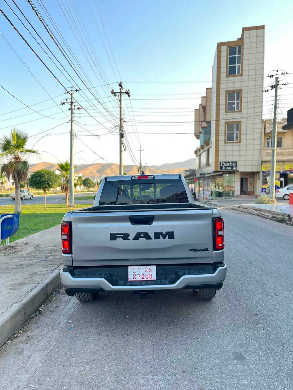 دوج رام 2025 سعر247ومجال🤯
محرك V6 ايتورك
ماشيه 18mi 
4X4دبل اكسل
مواصفات: شاشه وسط حساسات امامي وخلفي رادار شغال تحكمات ستيرن
حادث السياره : جاملغ امامي +جاملغ خلفي صبغ +نص باب صبغ بدون دواخل وشاصي بجم كبس ايرباك ستيرن ودشبول سيستم شركه 
سياره بدون رقم تترقم شمالي شرط الرقم 
سعر : 247ومجال
***********
