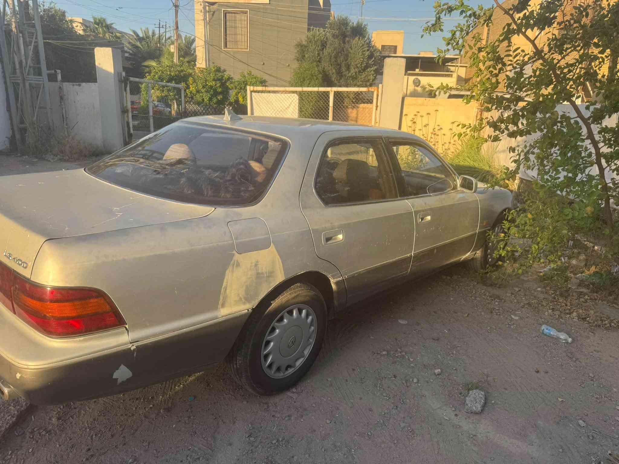 لكزس ١٩٩١ • نظيفه • دولي ببغداد