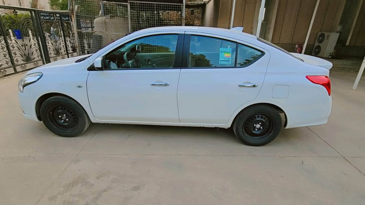 نيسان صني • هندي • ١٠٠٠٠
