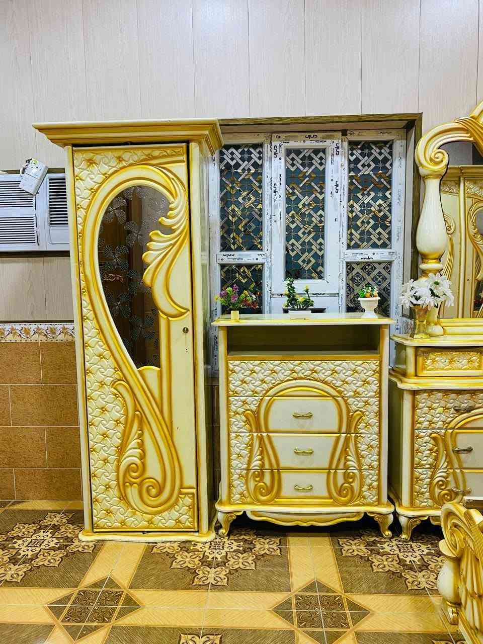 غرفة نوم احطاطة درجة أولى صاج داخل خارج الغرفة نظيفة بمعنى الكلام السعر 850 وبيها مجال العنوان قضاء الرمانة البوعبيد قرب أسواق احمد العذيه للاتصال ***********
