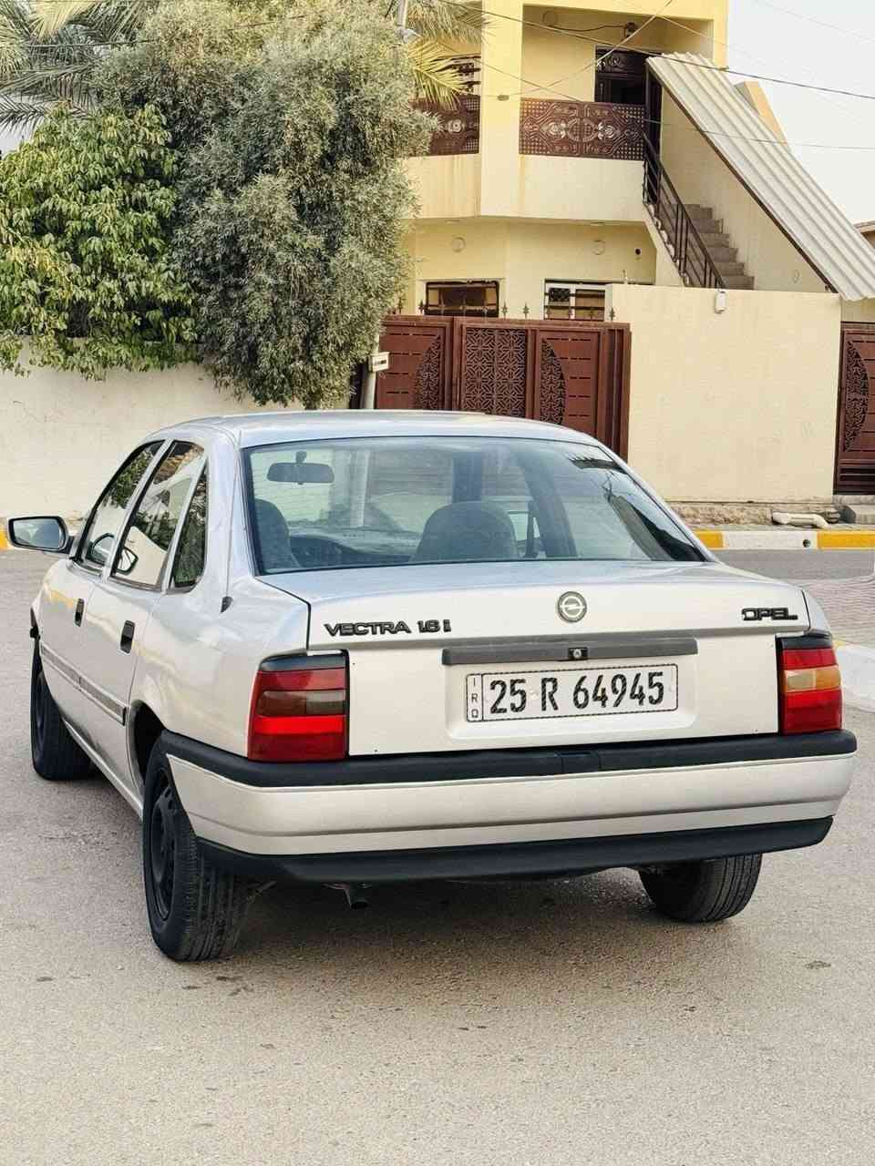 اوبل فكترا للبيع
 موديل 1992
 رقم كركوك كلها جديد شرط التحويل والوكاله
 كير ومحرك شرط لاصوت ولا صرف
كهربائيات وتخم تاير وصدر امامي وخلفي كلها جديد
سياره مصبوغه عام للجماليه بدون ضربه شرط
السعر 35
***********
