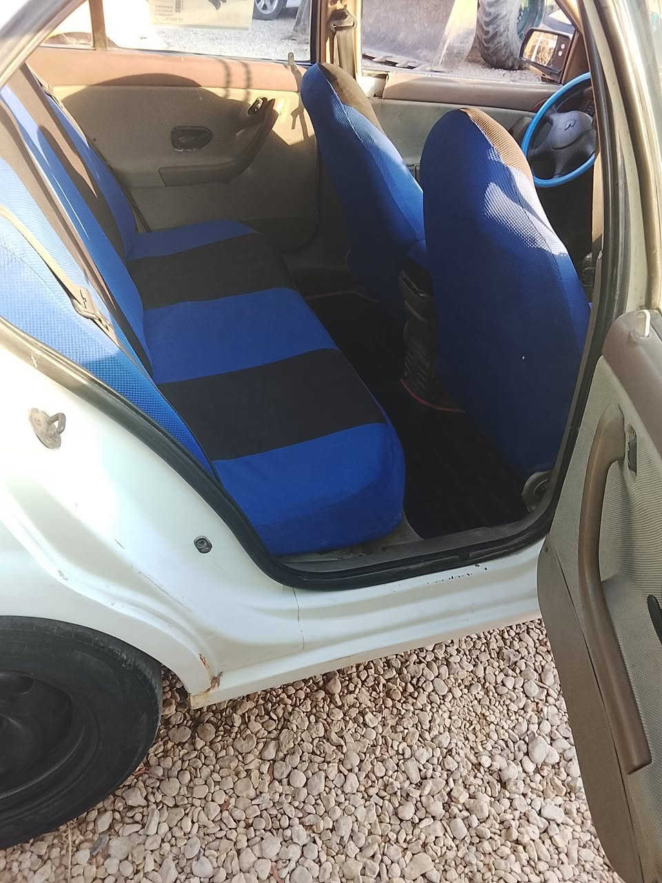 سلام عليكم من رخصت مدير لكروب سمند لبيع موديل 11رقم كربلاء تحويل شوكت ماء يعجبك محرك وكير وكهرابيات تهم تاير مابيهه ضربه مصبوغه جماليه تبريد بس كلج كمبيسر مكان لسياره كربلاء لحسينيه لسعر 30وبيهه مجال***********مراوس بسمند صفره عادي ماكو شكال
