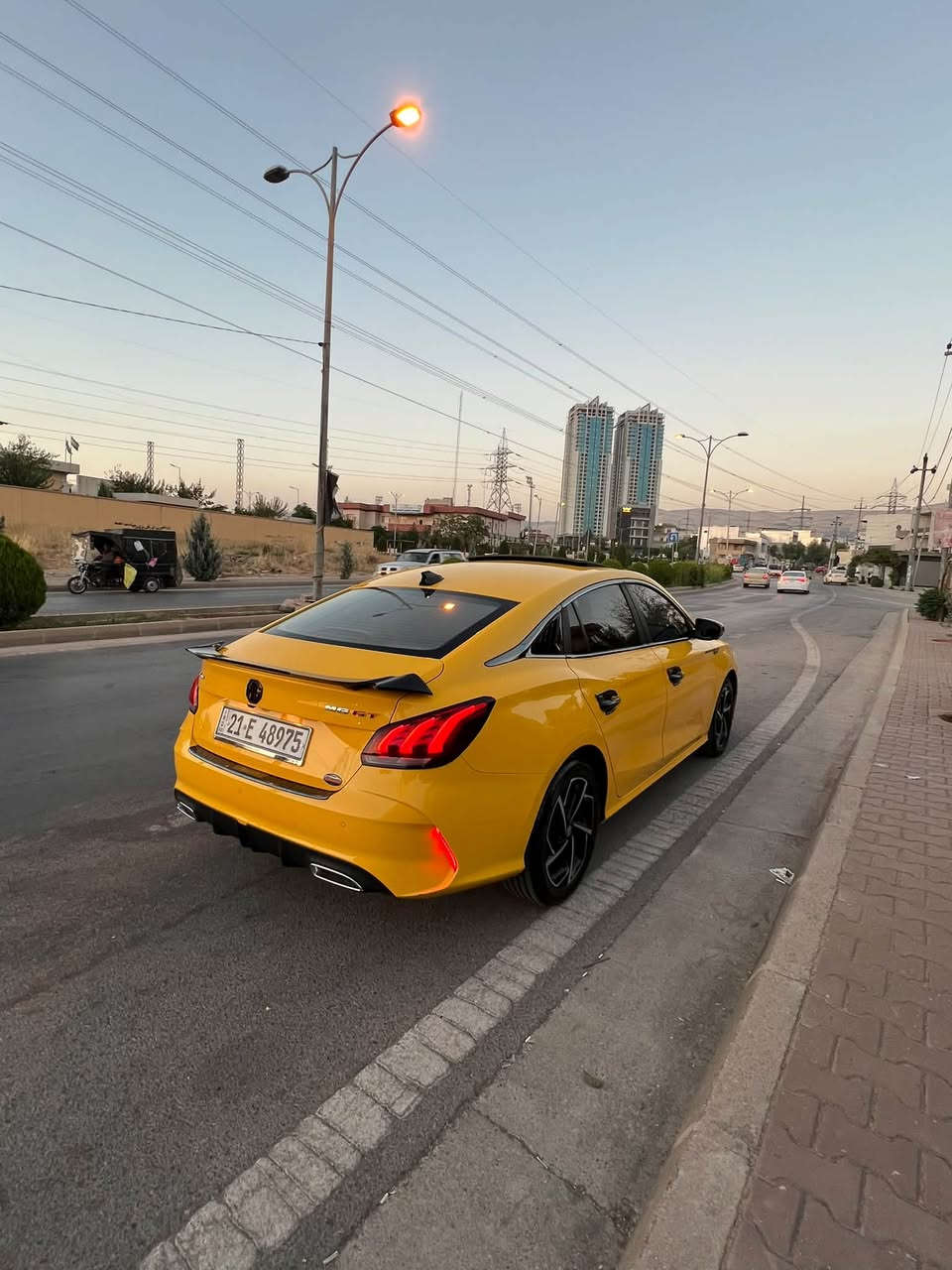 MG GT Turbo 🚀2022
سەیارەکە زۆر زۆر خاوێنە 
95000 ڕۆشتوە
مکینە ١٥ تۆربۆ

شاشە ئەکتیڤ بیلادی

گیچ ئەلیکترۆنی

تحدید سرعة

گێر کوبرا ( ماوس ) 

ویل کرۆم گەورە

تەبرید مەرکەزی

ئاوێنە ئیشارەت

٤ کامیرە

ئاوێنە شەفت

کوشن جلد و کارەبایی

برێک بەسمە

ئۆتۆ هۆلد

زۆر مواسەفاتی تر…

سەیارەکە کامل جوانکاری بۆ کراوە 

نرخی : 95 وەرەقە ***********
