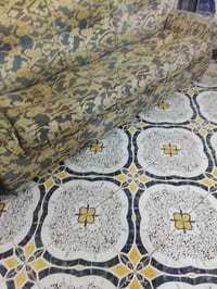 تخم١٠مقاعد للبيع سعر٤٠٠وبيه مجال قليل  مكان بلديات  ه 07779888448
