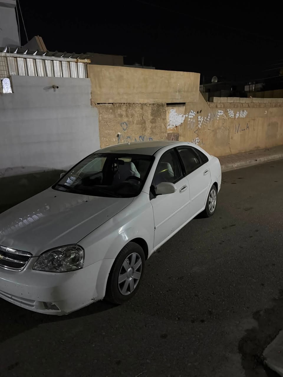 اوبترا مزاد داخليه موديل 2009 محرك اوتو  بسعر مناسب للاستفسار مراسلة الرقم ***********
