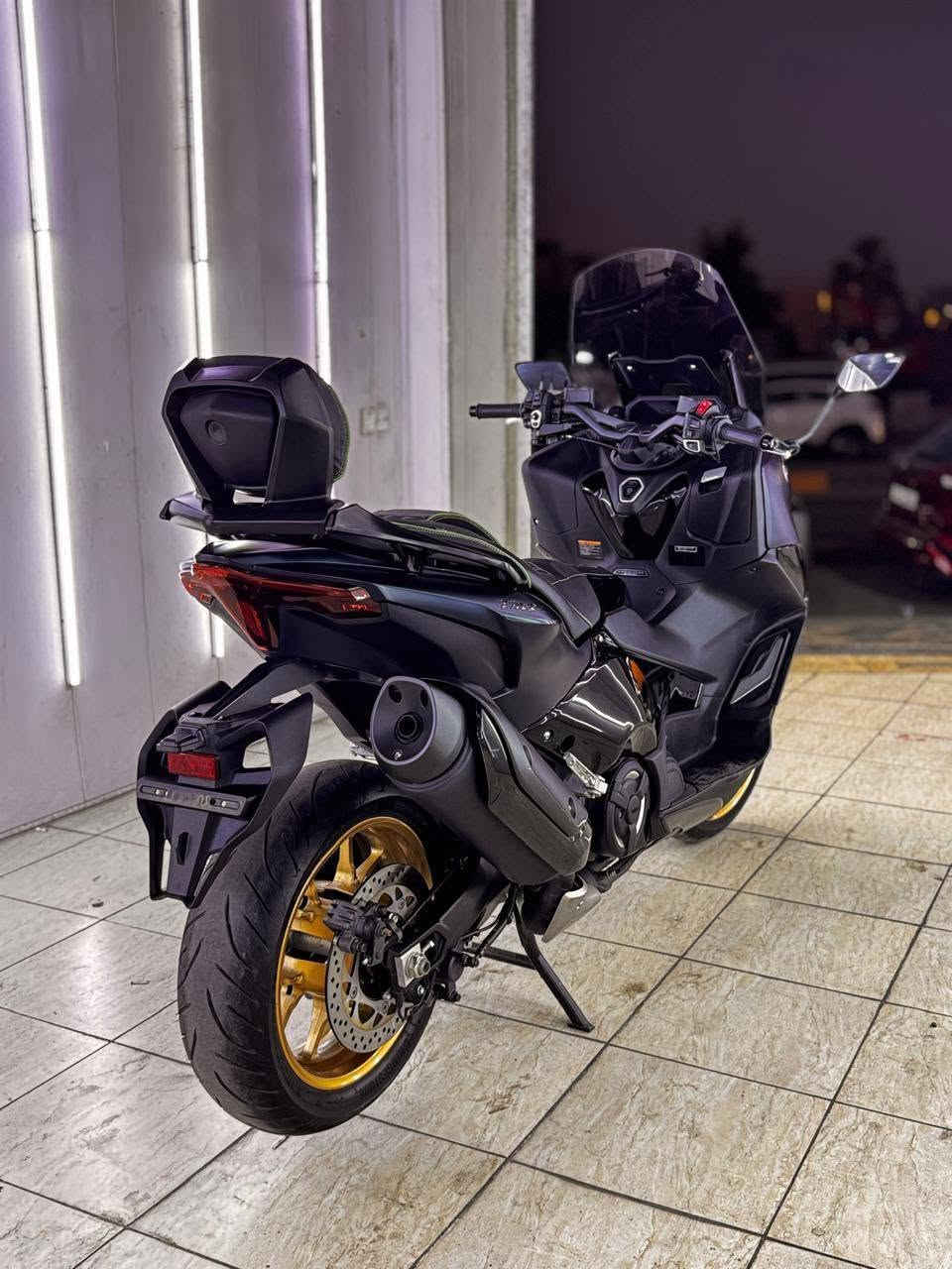 تي ماكس • ٢٠٢٤ • ٥٦٠