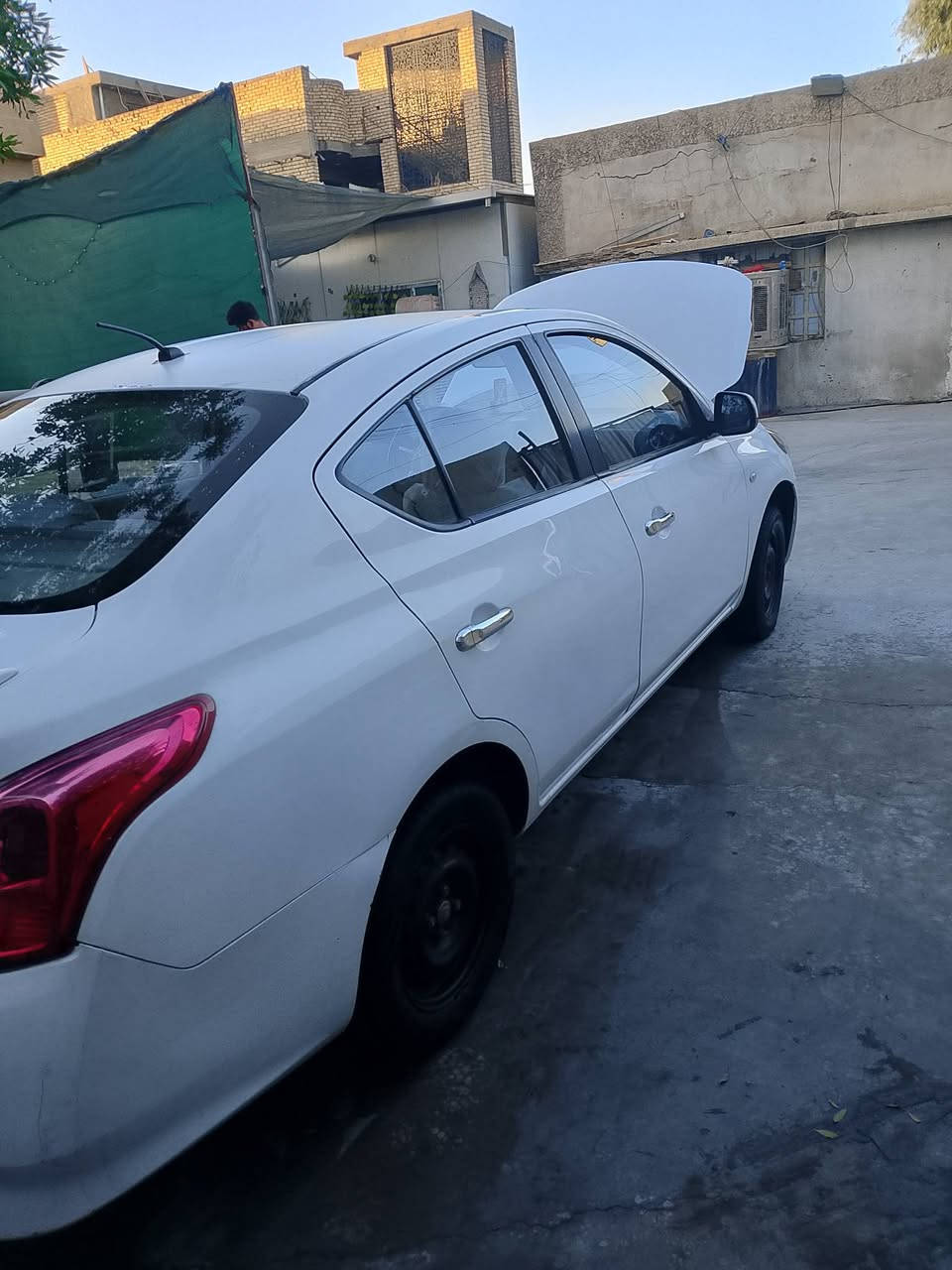 نيسان سني هندي مديل 18سياره مكفوله من كير مكينه حداديه تبريد ثلج سنويه بغداد ابسمي سياره. *********** سعر 95بيه مجال حك جيه راسلني دزلك سونار
