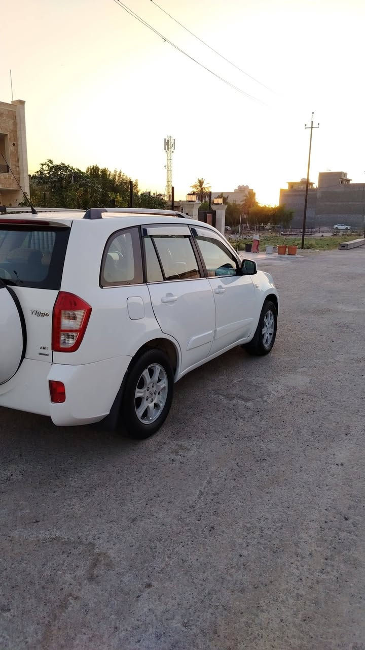 ن السلام عليكم موديل ١٣ بغداد تحويل مباشر كير محرك تبريد تخم تاير صدر كلشي تمام بيهه مكان السياره بغداد الكرخ السعر ٥٧ وبيهه مجال لشراي الشراي يتصل عل رقم ***********
