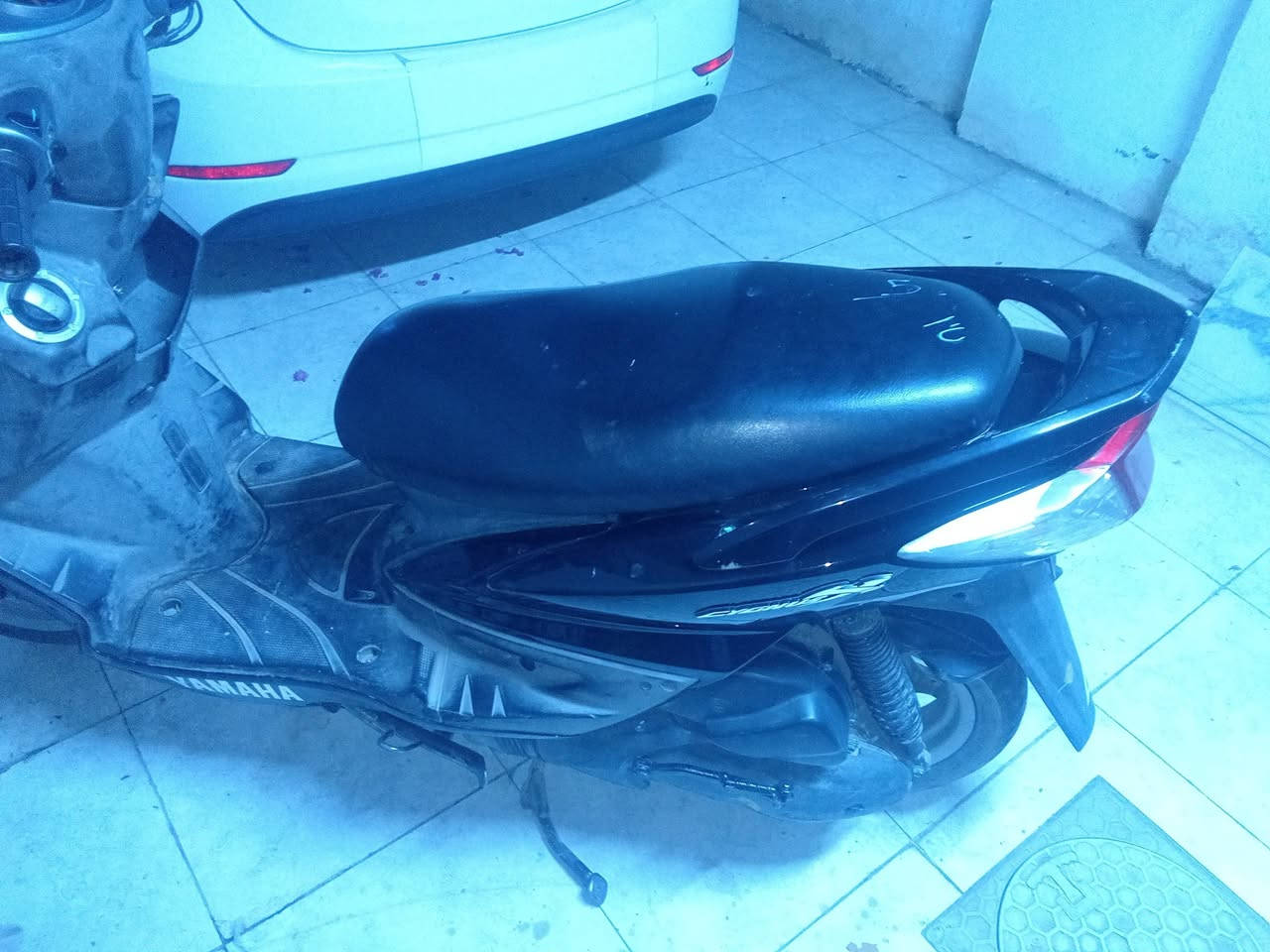 سلام عليكم دراجة سكنس ياباني للبيع مكينة خرسة نكرة سلف من الصبح تجي تجيب وياك فيتر دراجة ماشية10الاف رقمي بي بس واتساب *********** بس دير بانزين ودهن وتطلع وين ماجان دراجة نقص برغي مابيها
