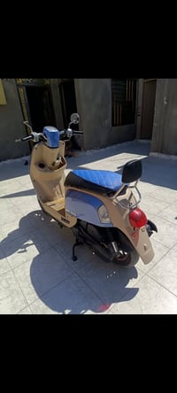 بوليس • للبيع • بصره