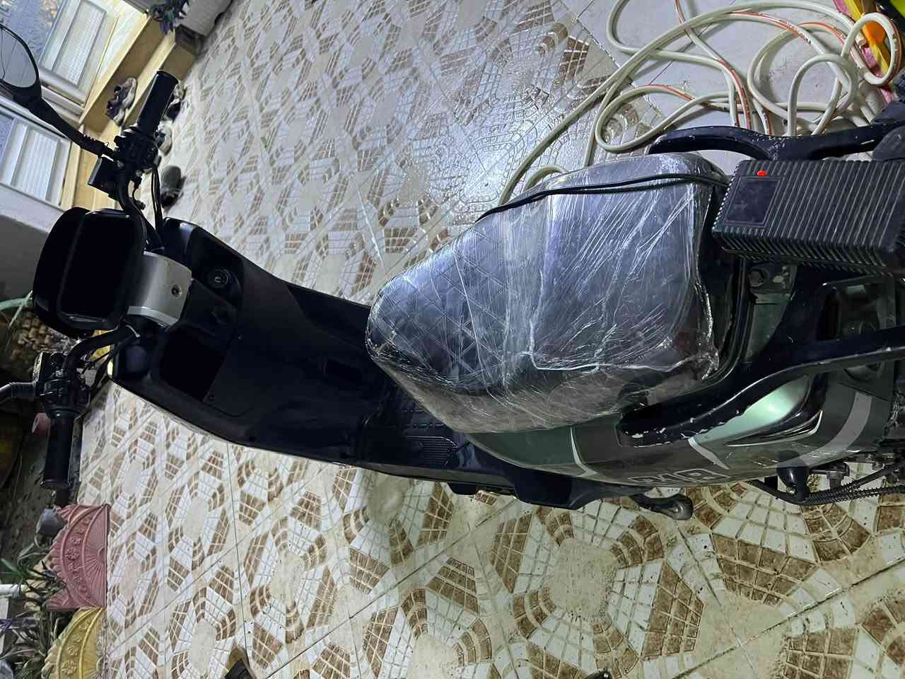 ماطور 318للبيع بطاريات بدلتهم جديد تكدر تفحص ماطور جديد اريدو 500الف للستفسار ***********بي واتس
