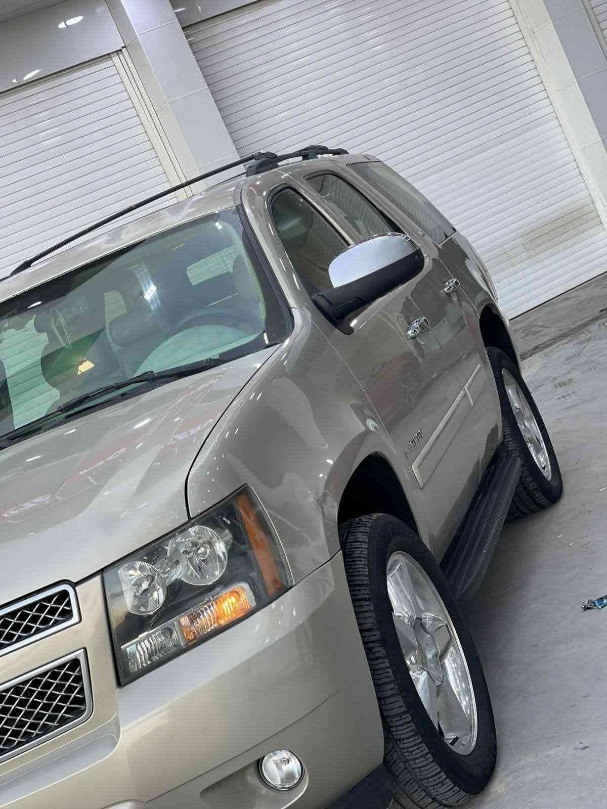 السلام عليكم تاهو ادوات البيع خليجي فول موصفات واحد عله واحد متوم رقم اربيل مديل 2008سعر 70وبيهه مجال مكان بصراه كرمه علي ***********
