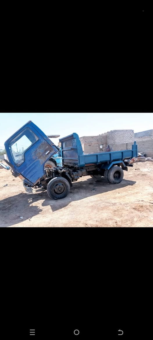 السلام عليكم كنتر مازدا للبيع
محرك وبم معمرات وشرط 
شاصي كير اكسل مكفولات
دسك امامي بريك بالمكان 
السياره فحل فوك الهاوزن 
رقم ذي قار الماني نافذ شرط التحويل 
مكانها بديوانيه سعر ٣٣ 
*********** 
*********** واتساب
