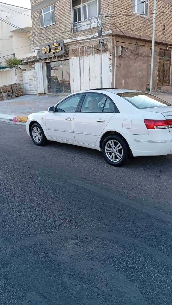 سلام عليكم للبيع سوناتا 10
خليجي مكينه ٢٠٠٠دوش شرط جديده مال حاوية 
مافتوح برغي بيه
فول موصفات عدا البصمه 
كير مكينه حداديه تبريد تخم تاير كفاله

سياره بيه جاملغ امامي تبديل بدون دواخل

رقم أربيل انكليزي سنوية 2030 حته الهزه ماصاقطه

السعر قفل 95 مكان السياره كربلاء
***********
