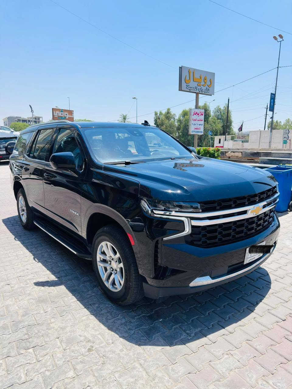 سلام عليكم ....
#تاهو
Ls 

2023
بدون صبغ  بس دعجة كد شبر باب البصف السايق  ومملعوب بية ولا مبولشة 
سيارة جاهزة ماخذة زيرو على ايدي 
ماشيه ٧٠كم
رقم بغداد مكان بغداد
سعر 40000
***********

نص مكتوب في الصور:
- iQ