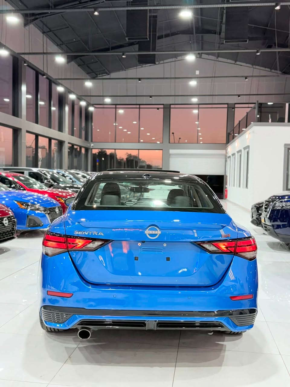 🔥 نيسان سنترا 2024 SR Plus 🇺🇸
بدون صبغ بدون ارباك فقط جاملغ سكن كلير امريكا 
إذا تريد سيارة شكل رياضي، اقتصادية، ومواصفاتها مرتبة… السنترا SR Plus اختيار قوي 👌

🚗 محرك 2.0 لتر 4 سلندر
⚙️ كير CVT أوتوماتيك
🏁 فئة SR Plus بستايل رياضي مميز
💡 إنارة LED
🛞 ويل رياضية
🕷️سقف اسود 
🎼 نضام صوتي سماعات BOSE
📱 شاشة مع Apple CarPlay و Android Auto
🛋️ داخلية مرتبة ومريحة
🛡️ أنظمة أمان ومساعدة للسائق
⛽ اقتصادية بالبنزين ومناسبة للاستخدام اليومي

✨ سيارة عملية ومرتبة، وبنفس الوقت شكلها شبابي ورياضي.

📍 متوفرة للبيع – أربيل
📞***********
بدون رقم تترقم جميع محافظات كردستان
السعر بلاش جوه السوك 148$ وبيها مجال
