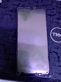 جهاز سمسونك A12 ذكره 64 كلشي مبي نضيف عوزه شاشه ابيع فحم حط سعره وخذه ...