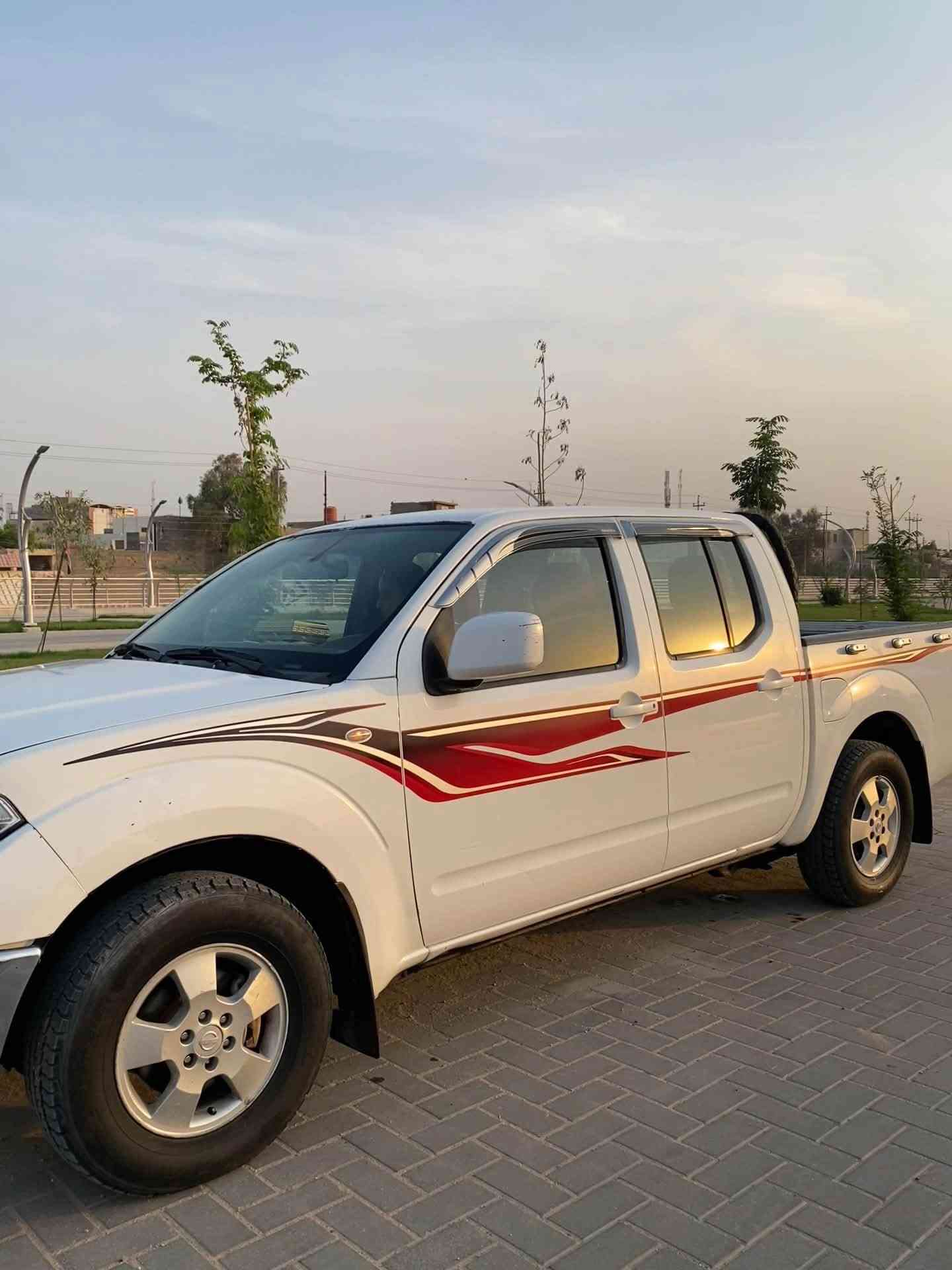 نافارا ٢٠١٣ • رقم اربيل • اوتو