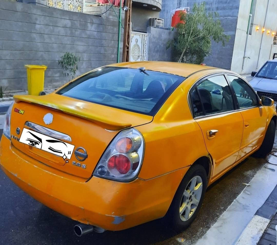 سلام عليكم نيسان التيما للبيع موديل 2007 رقم بصره باسمي تحويل ثاني يوم مكينه استوا شادها مالتها بلاديه دوشمه ارضيات وكراسي استوا شادهن كهربائيات شغاله سياره جاهزه خير من الله
نيسان التيما للبيع موديل 2007 رقم بصره باسمي تحويل ثاني يوم مكينه استوا شادها مالتها بلاديه دوشمه ارضيات وكراسي استوا شادهن كهربائيات شغاله سياره جاهزه السعر 25 ورقه وبيها مجال للشراي.. 
* وملاحظه سياره حاليآ واكفه ماتشتغل نقصها فقط العقل عطلان وتصليحها مايكلف ورقتين هذا نقصها فقط وسبب البيع عدم التفرغ 
المكان : بصره 
 * مكلف بنشر للإستفسار : *********** " 
*********** "
