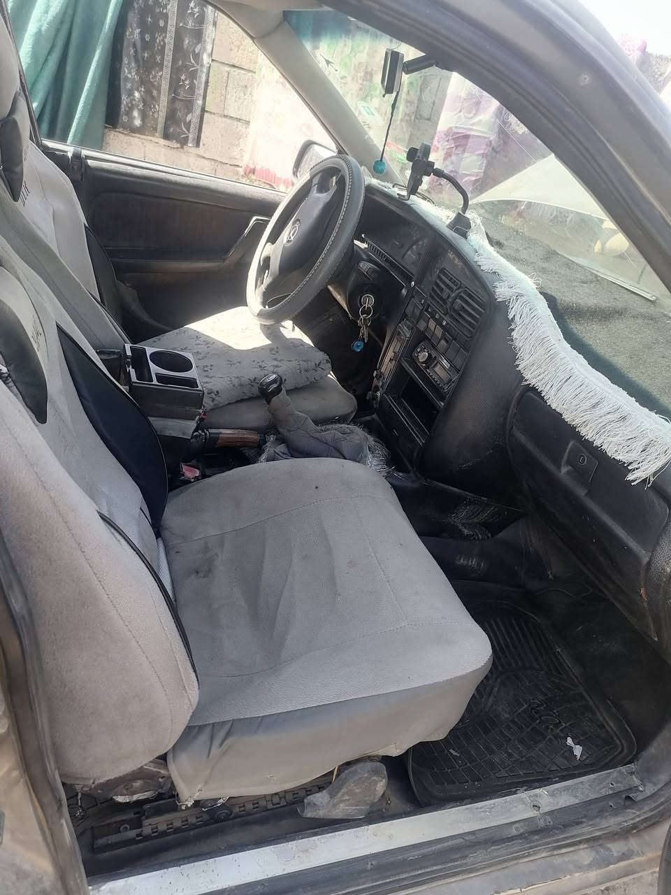 السلام عليڪم اوبل اوميڪا 91 سنويه 28 بشرط وڪاله والتحويل ڪله عل بلاد جدام العين محرڪ لا صرف ولا بخار ڪير عادي  شرط. للبيع او مراوس سعر 27وبي مجاال ***********
