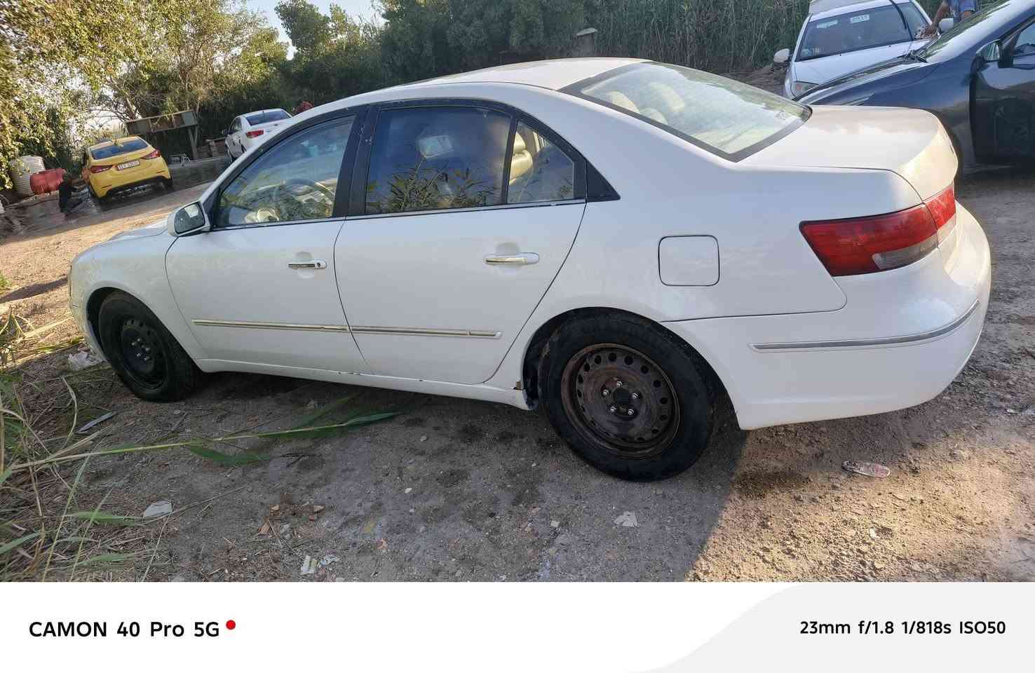 السلام عليكم للبيع سياره سوناته موديل 9 رقم بغداد جديد سنويه جديده لل (31 ) كير محرك 2400 دخم تاير تبريد خير من الله السياره مصبوغه عام ابيع بوعده تنطي مقدمه والباقي بوعده او عل شهر مومشكله رقم الهاتف *********** مكان بابل

