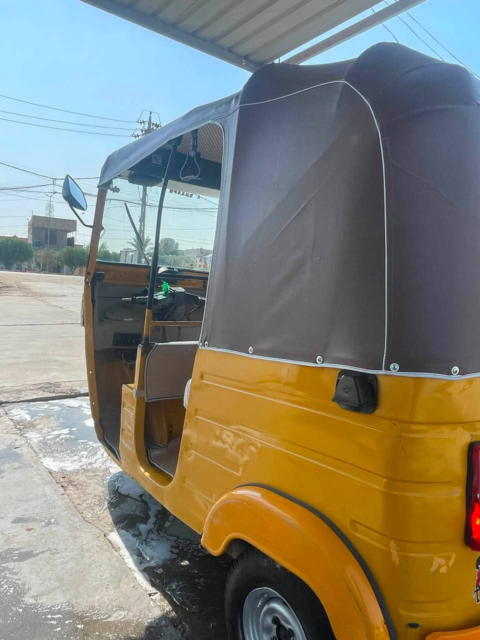 سلام عليكم تكتك مديل 19 شهر 11 سنويه مداور ثاني يوم التكتك جاهزه كبل للشارع جادر جديد دوشمه جديده التكتك مصبوغه صبغ عام العنوان كربلاء طوريج 
***********

