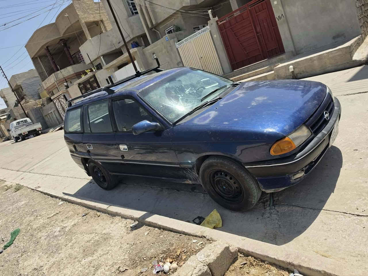 استرا استيشن • نينوى • انكليزي