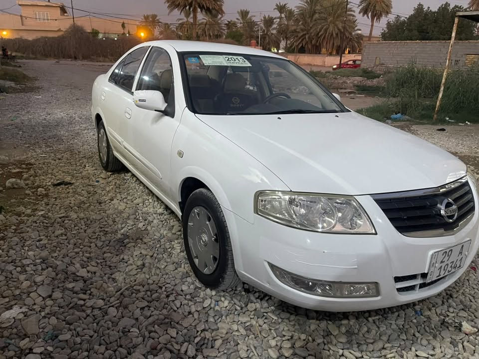السلام عليكم ورحمة الله وبركاته
للبيع
 نيسان سني 2013 خليجي بدي كوري رقم واسط انكليزي كفاله عامة فقط دوسه صبغ جهة السايق تحويل مباشر حداديه ممتازه تبريد جيد جدا تخم تاير  السياره جاهزه من كلشي وجديده بمعنى الكلمه السياره محرك و كير مكفولات دواخلها ابلاديه والسياره سونار بيها جديد مكاني الكوت داموك التواصل☎️*********** 
السعر 110
