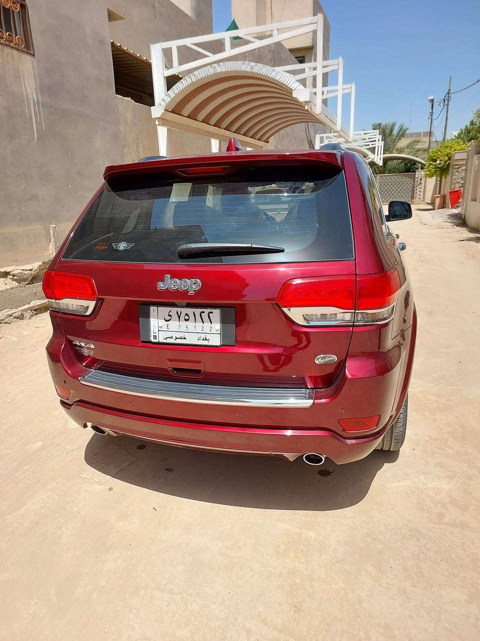جيب اوفرلاند ٢١خليجي للبيييع
٦ سلندر ٣٦٠٠
4x4
جكات 
٣ شاشات
كراسي جلد قرميدي الامامية كهربائية تدفئة وتبريد 
بانوراما 
رادار جانبي وخلفي مع مانع تصادم 
جنطة كهربائية 
تشغيل عن بعد
وباقي المواصفات المعروفة للجيب
السيارة ماشية ٢٠ الف كم 
مكفولة عدا الجاملغ الأمامي الأيمن به تصليح بارد بسيط 
مكانها كربلاء قضاء الهندية 
السعر ٣٢٥
***********
