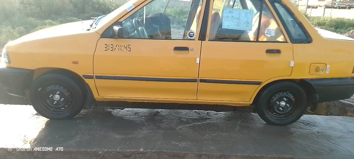 سايبه 13بيها صبغ جاملغ لخلفي وبيها بلدوس مكينه كير تبريد عاطل مراوس وبيع رقم واسط انكليزي 
مكان سياره كوت شارع النفط 
***********
