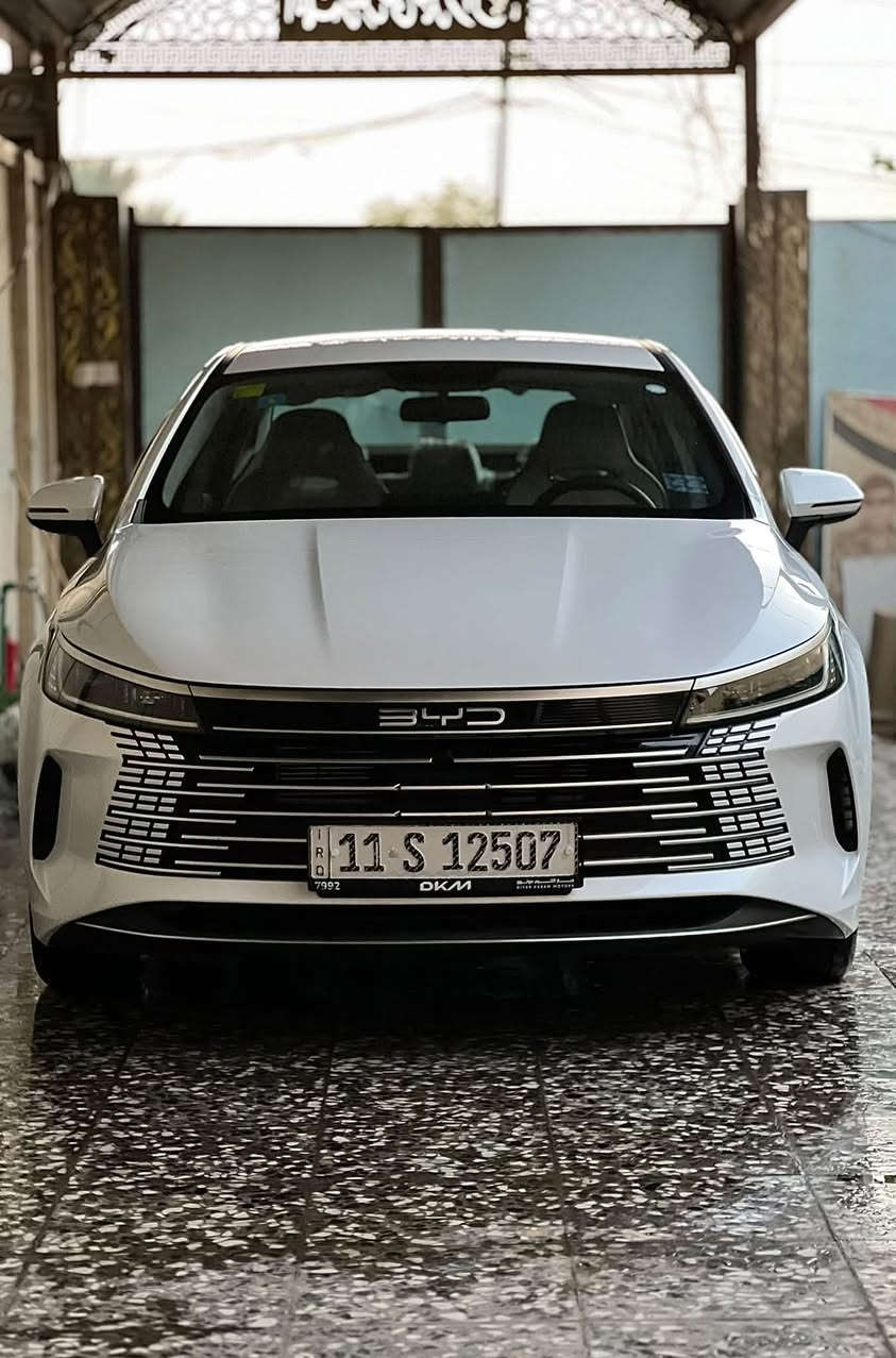 بي واي دي دستروير 2025 رقم بغداد تحويل
Byd 05 
السيارة كفاله عامه على وضع الزيرو الممشه الكلي 9 الاف 
كامل ملحقات             (( بانزين - هايبرد 🔋-كهرباء ⚡️))

المواصفات
بصمة وكارت وتشغيل عن بعد 
قطعتين تبريد امامي خلفي 
شاشه قلاب 
داخل ابيض وكشنات رياضي 
گير ماوس 
سايد بريك دكمه 
تعدد انظمة القياده 
ليد نهاري والمصابيح ليد 
كاميرا خلفيه دواره وحساسات 
تحكم استيرن جهتين 
وبعد مواصفات 

السعر : 21.200 واحد وعشرين مليون وميتين 
للاتصال : *********** 
العنوان : بغداد
