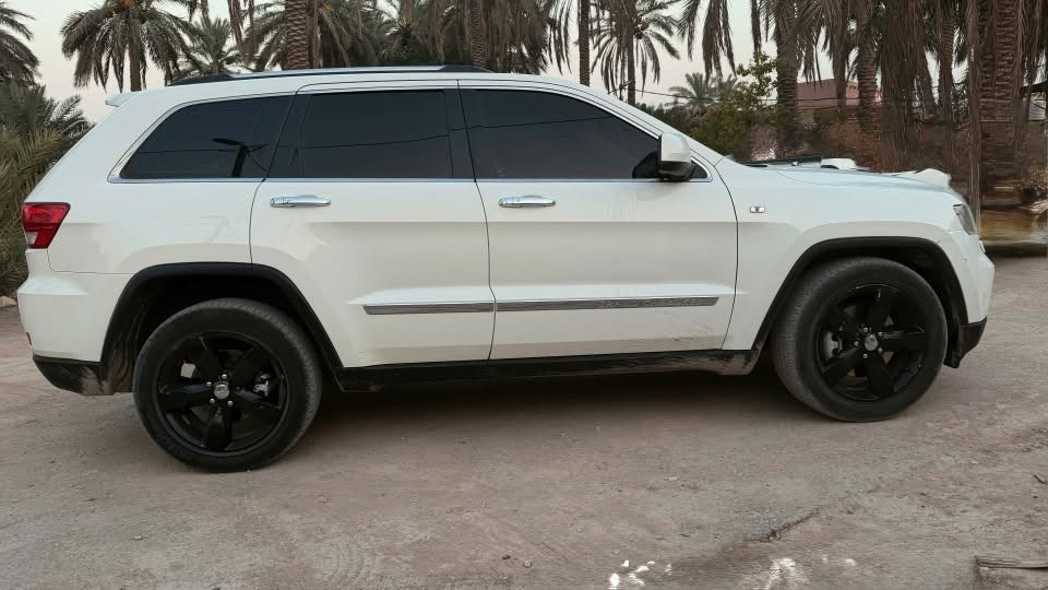 جيب شيروكي أدوات فوووول مواصفات دخول جديد السياره كلش نظيفه وماعايزه برغي
(((((مكفوله بدون كص))))))
موديل 2013
8 سلندر هيمي
تحكمات ستيرن
مري شفط
كشنات كهربائيه
سستم سماعات مظخم
بصمه
حساسات اماميه خلفيه
تبريد ثلج شرط
مكينه كلش جديده برغي مامفتوح بيها
السياره تاخذه جاهزه مجهزه
ارقام وسنويه طبق الاصل شماليه شرط الفحص
السعر 85
‭***********‬

