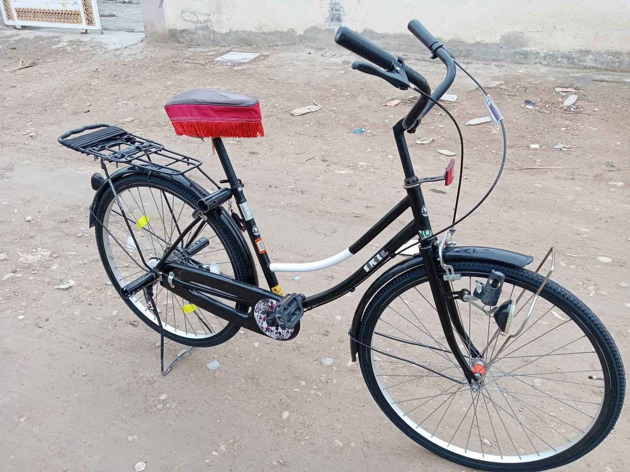 اترجاكم لحد يكسر بسعره خذيته ب 110 وهسه محتاج فلوس واريد ابيعه 55 قفل حتاجيت فلوس ونجبرت ابيعه اخو جديد مابي اي نقص على الفحص 
اتصل وتدلل هاي ارقامي وبيهن واتساب 
***********

***********
بيهن واتساب
