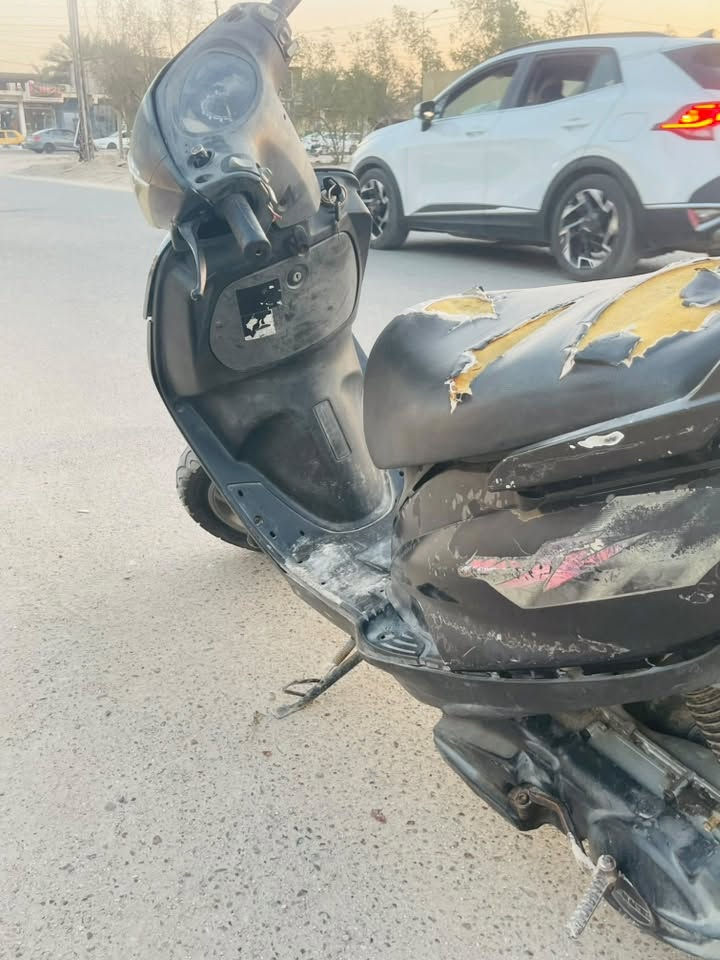 ثعلب للبيع شغاله وكامله
كامله سلف مرات يشكل من ورا الشخاطه
باتري جديد 
من اول هندر تشغل
نقوصات بسيطه واضحات بصوره 
ب٢٢٥ مجالها بسيط 
مستعجل ؏ البيع 
رقمي واتساب اتصال ***********
