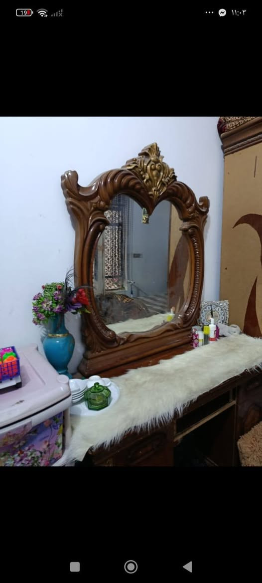 غرفة اخشاب للبيع الشراي يجي  خاص  أو الاتصال عل الرقم ***********
