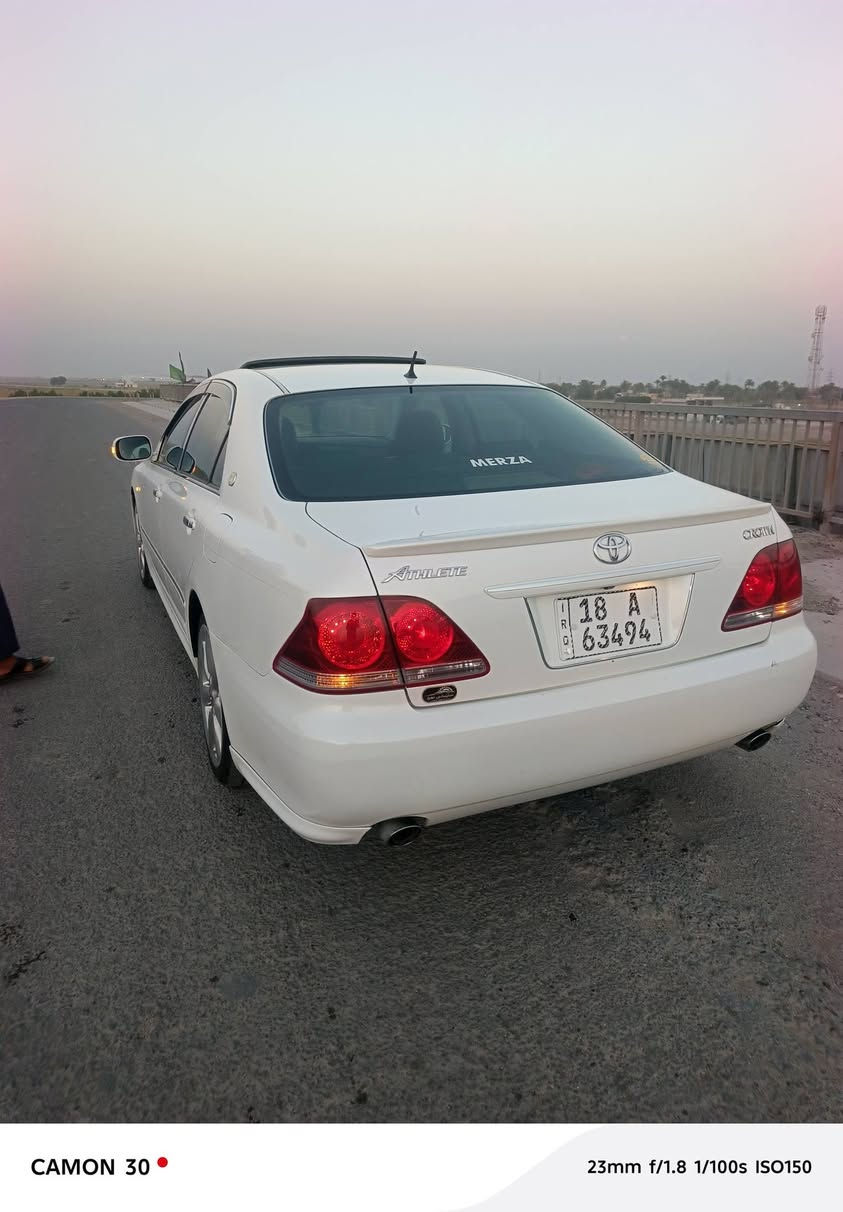 السلام عليكم 
شاهينه موديل 2005 فول مواصفات واحد ع واحد
قرار 102 تسجيل جديد رقم بابل بسمي تحويل مباشر 
السياره جاهزه للاخير كير محرك تبريد حداديه كفاله 
مكفوله كفاله عامه من الصبغ والتبديل والضربه والكص ونقل الجثه السعر 165 وبيه مجال 
مكان السياره بابل للاتصال ***********
***********
