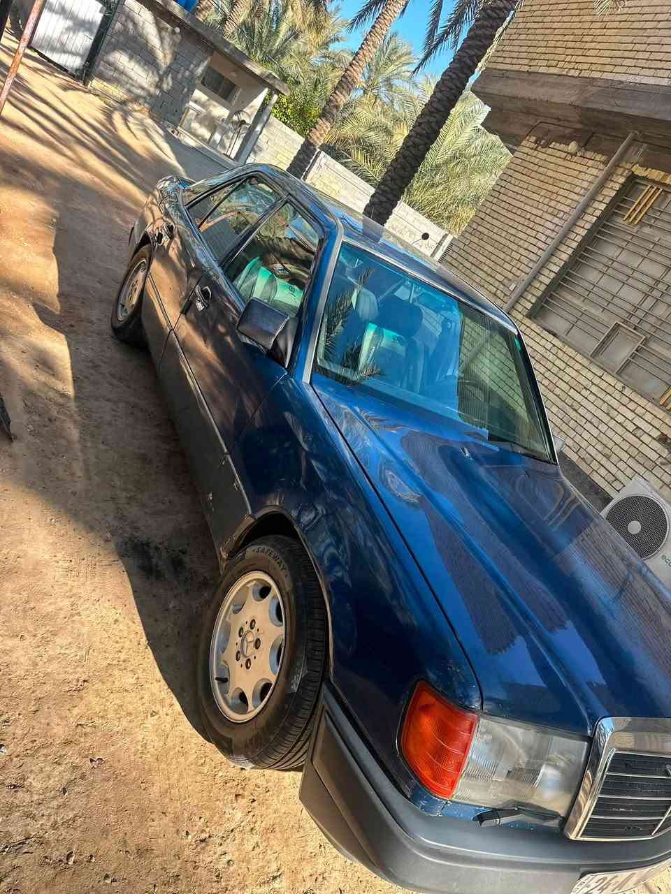 سلام عليكم
مرسدس دب للبيع 

سياره موديل ٨٦

سياره كفاله عامه صبغتها بلاديه. ما مصبوغه

سياره قواعد دبل بلادي لازنجارً ولا  خياس. 

سياره عضمتها تخبل 

سياره مكينه ففتي ٣٠٠٠ مجول 

تبريد تدفئه شغلات فول 

 سياره غرفتها حلوه نضافت الغرفه ٨٠بل١٠٠

سياره شلعه معدل شك كاع مكينه توني شادها 

تخم تاير جديد. وياله اصلي ابو ابو تفاحه 

حداديه امامي خلفي سياره مال جناي بس توزيت مستعجل عله بيعتها للعلم رقمها دهوك مميز سياره رايدها ب٥٨ وبيها محال بسيط للشراي  للستفسار ***********مكاني كربلاء

