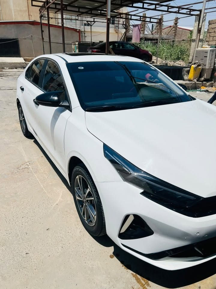 السلام عليكم
للبيع k3 24 ماشيه 79 الف كيلو 

بيها قطعه وحده صبغ جاملغ خلفي ايمن بدون ايرباك 

للاستفسار اكثر ***********
مكانها صلاح الدين
